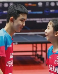 国乒新大敌来了！14岁新星U15世界第1：联手妹妹夺冠看齐张本智和